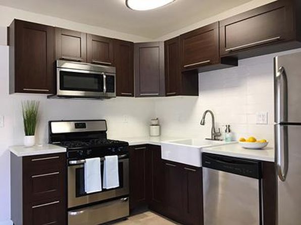 1680 E Palm Canyon Dr APT 29