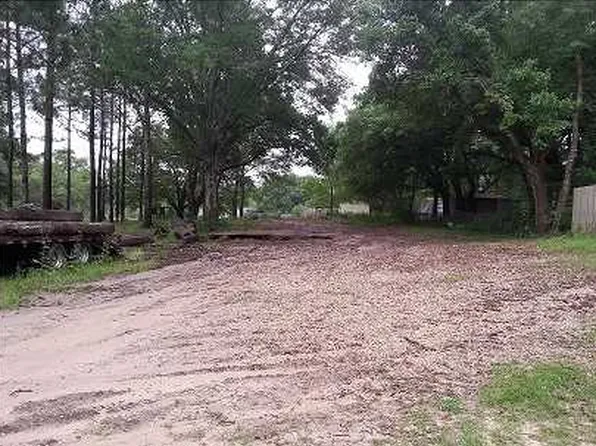 8491 Brown Dr, Irvington, AL 36544