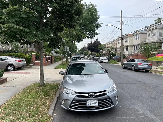 Rented by 18 REALTY | media 15