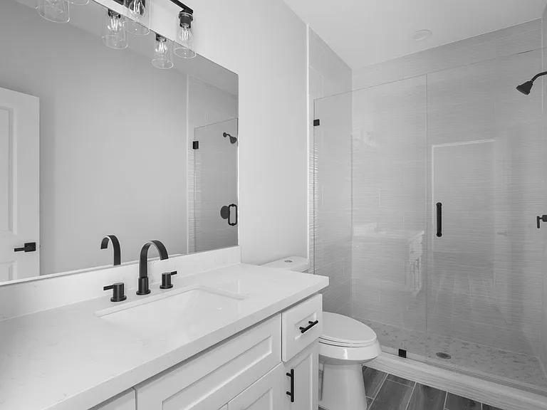 600 N Onyx Ave — Photo 6
