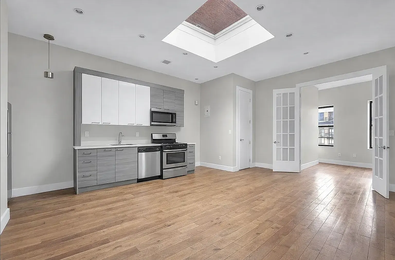 320 Street Nicholas's Avenue — Photo 3
