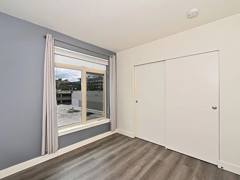1610 Belmont Ave #513 — Photo 15