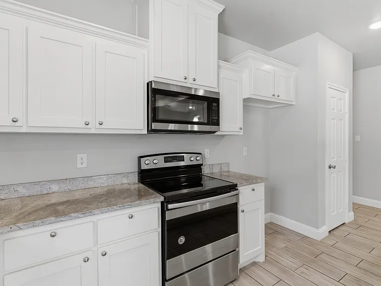 3614 Short St — Photo 5