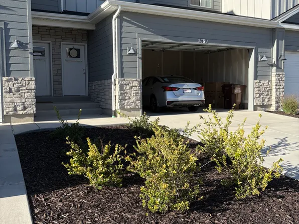 2089 E Canyonlands Ln, Eagle Mountain, UT 84005