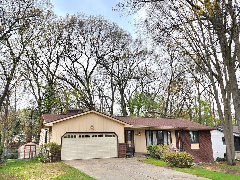 4703 Chalet Ln SW, Wyoming, MI 49519 Zillow