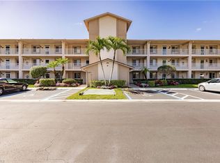 7360 Glenmoor Ln #4205, Naples, FL 34104