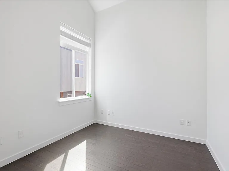814 N Bluff Dr #74 — Photo 14