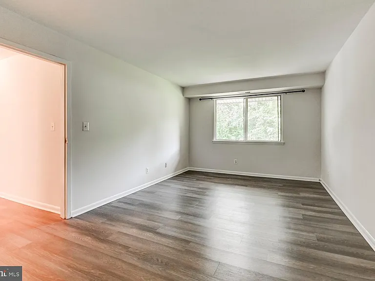 101 Fitz Ct #201 — Photo 12