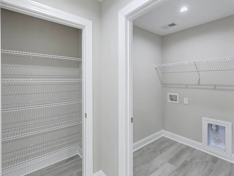 913 N Lemacks St — Photo 25