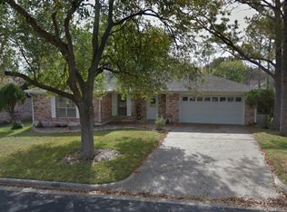 2806 Hillside Dr, Bryan, TX 77802