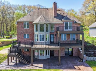 10436 Kings Point Dr, Three Rivers, MI 49093