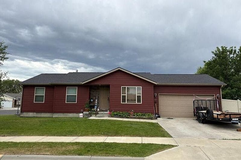 1st image of 404 Santa Fe Dr