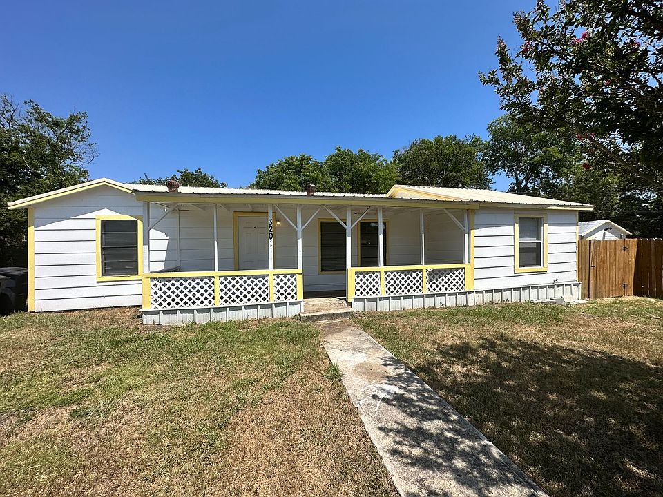 1st image of 3201 San Jacinto Dr