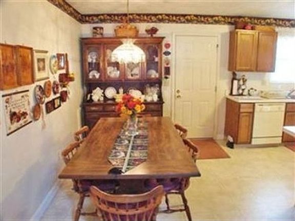 4th image of 5239 Franklyn Blvd Unit 5239-A