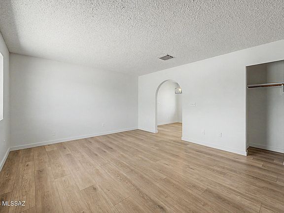 5th image of 6650 S Draper Rd