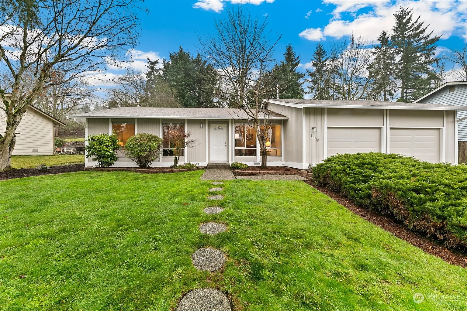 14018 113th Avenue NE photo 1