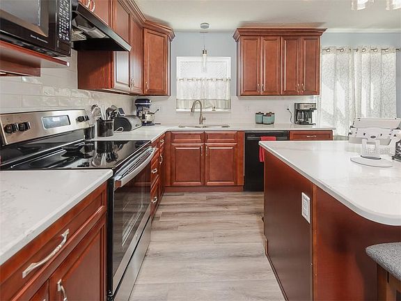4th image of 480 Nantahala Ct