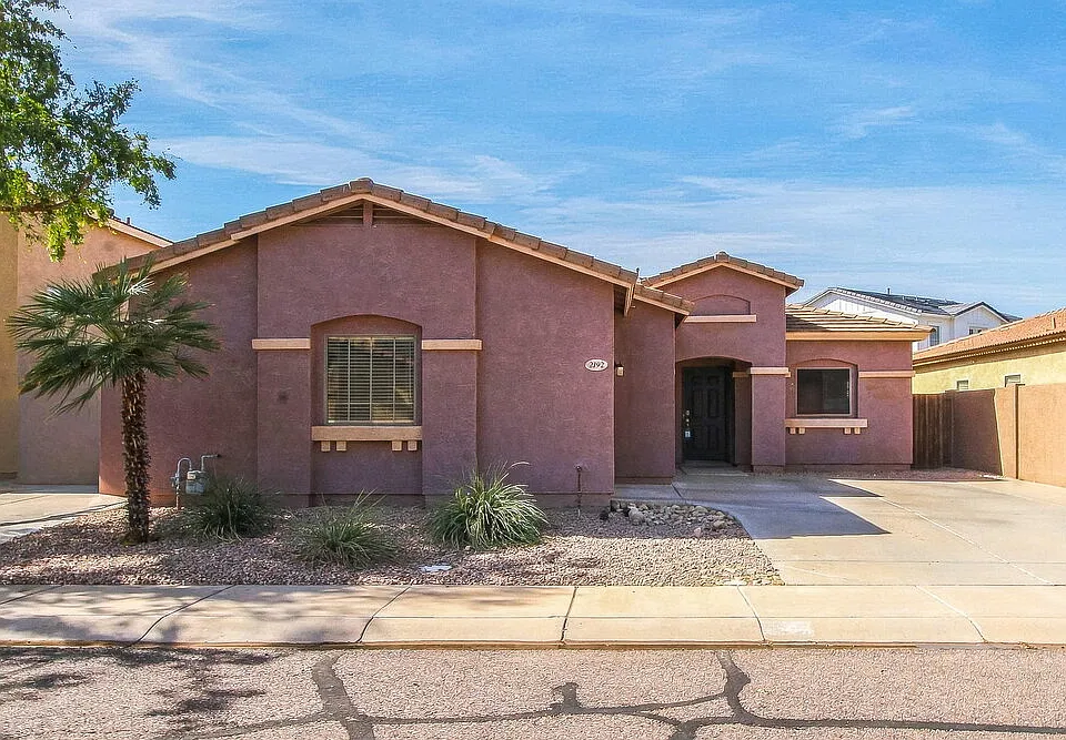 2192 N Holguin Way