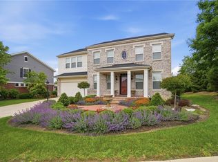 490 Clearsprings Dr, Springboro, OH 45066