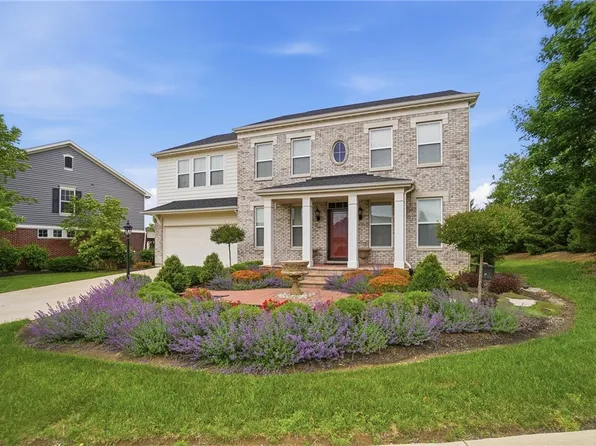 490 Clearsprings Dr, Springboro, OH 45066
