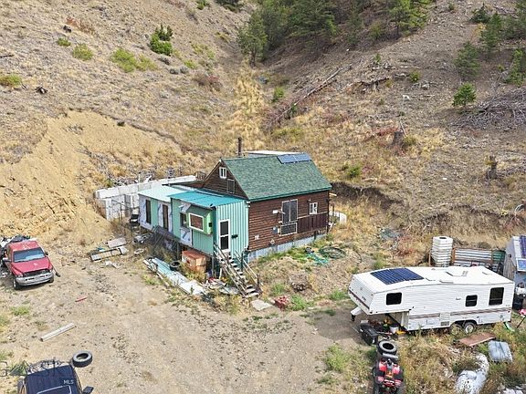 2nd image of 19267 Pole Gulch Rd