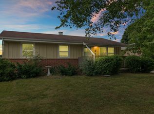 217 Crab Tree Ln, Racine, WI 53406