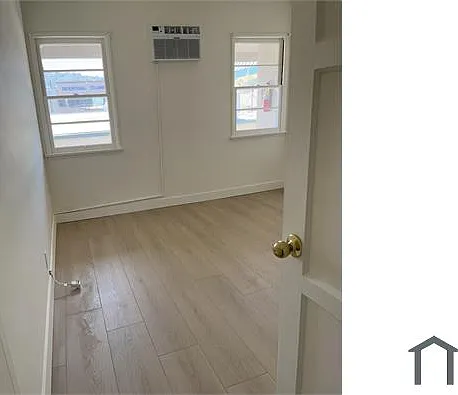 4415 Woodman Ave #4417HAL — Photo 1