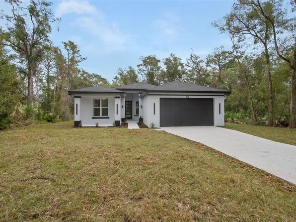 1690 W Parkway Dr, Deland, FL 32724