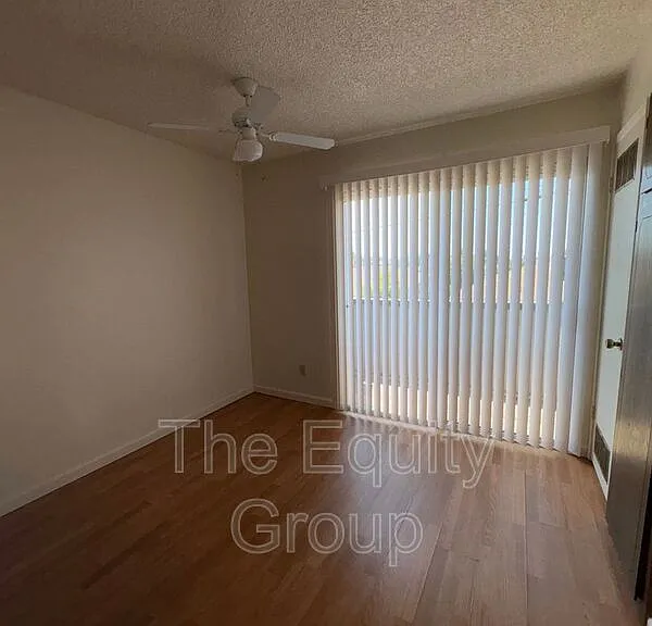 1865 Emma Lee Ln — Photo 5
