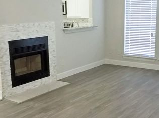 617 Mission Hills Dr, Arlington, TX 76018