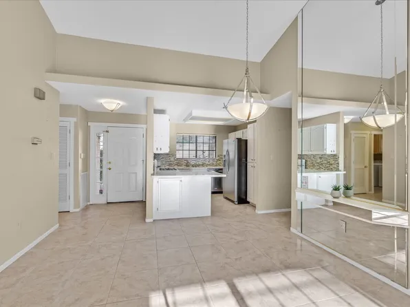 2851 S Valley View Blvd Unit 1026, Las Vegas, NV 89102