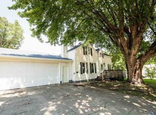 923 N Prairie Ave, Sioux Falls, SD 57104