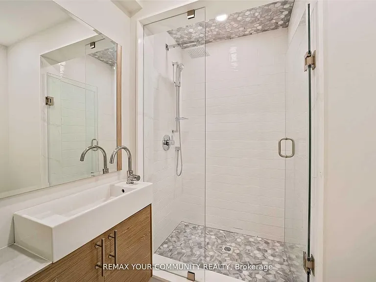 116 Park Home Ave — Photo 32