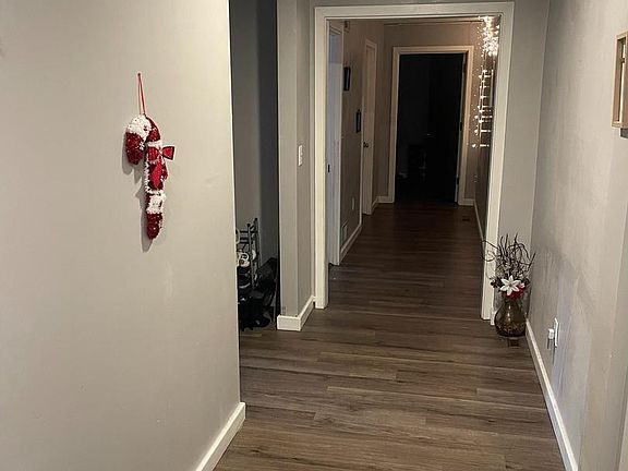 5th image of 513 Chestnut St