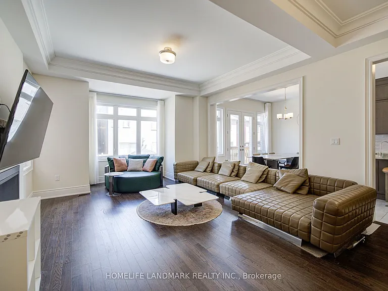 35 Red Giant St #MAIN 2ND FLOOR — Photo 14