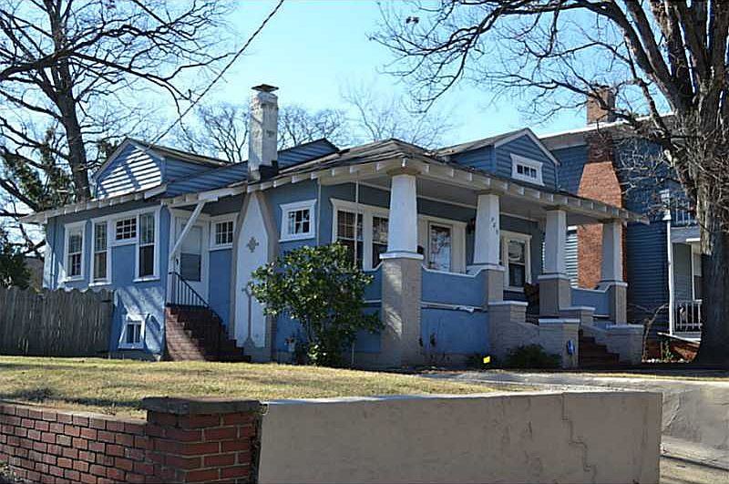 1st image of 725 Virginia Ave