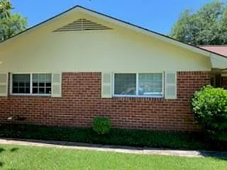 4 bed, 3.5 bath, 2155 sqft, $1,999 — Photo 3