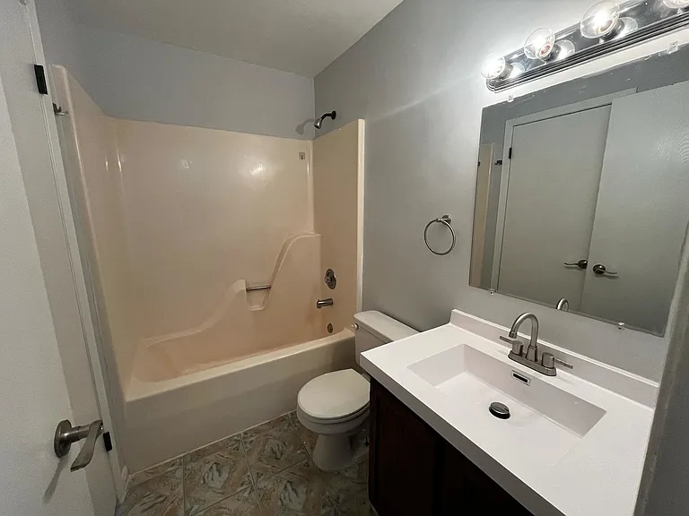 634 Nantucket Way — Photo 9