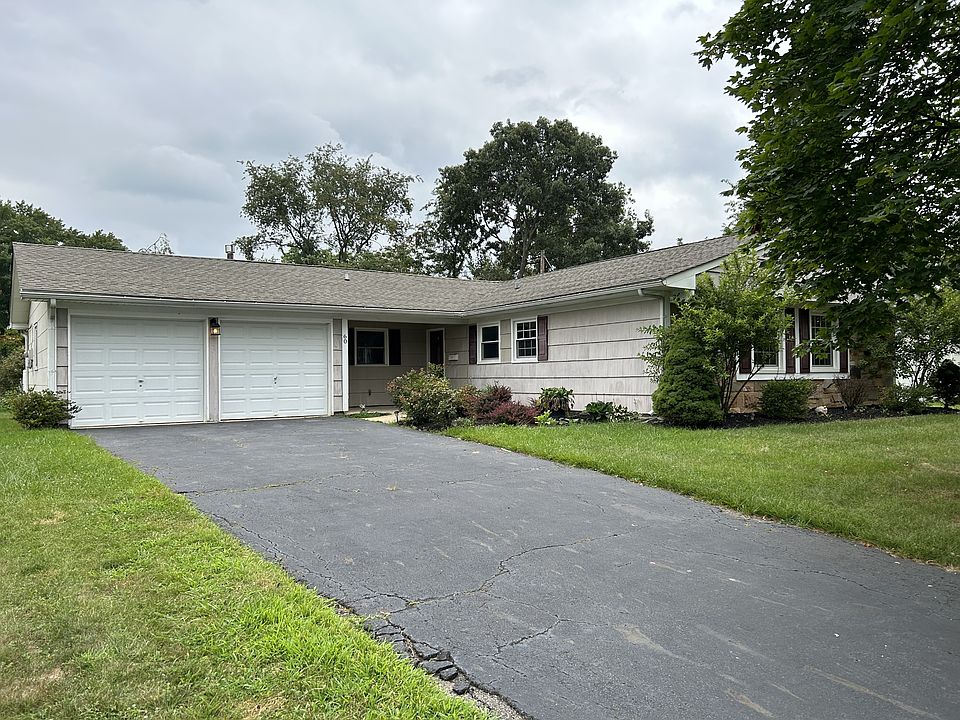 1st image of 60 Glover Ln