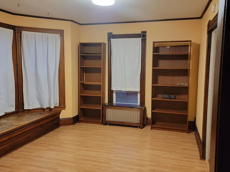 8048 Cazenovia Rd — Photo 12