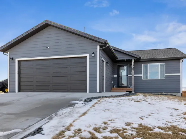 1327 Chet St, Rapid City, SD 57703