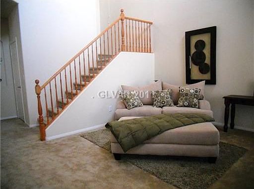 5th image of 6033 Bassio Ave