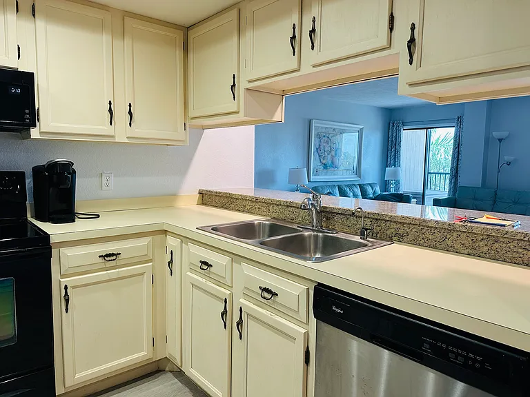 25188 Marion Ave #F403 — Photo 5