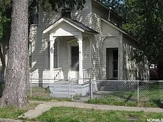 2055 W 44th St photo 1