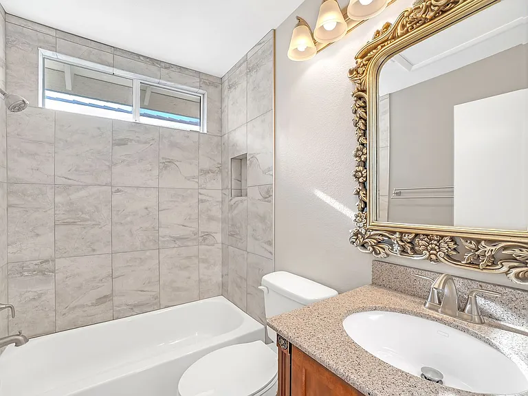 8133 Kentshire Dr — Photo 18