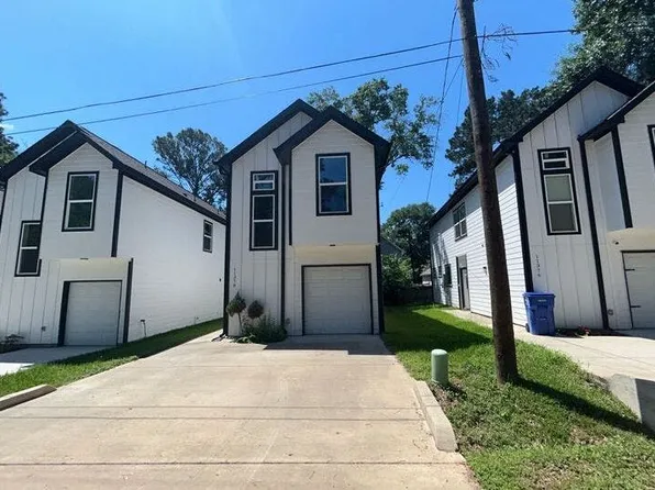 11378 Underwood St, Willis, TX 77318