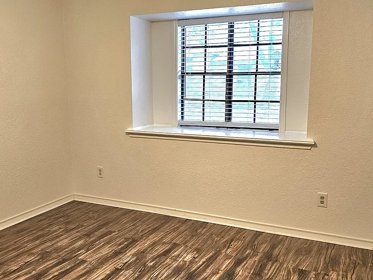 4534 Stony Creek Dr — Photo 13