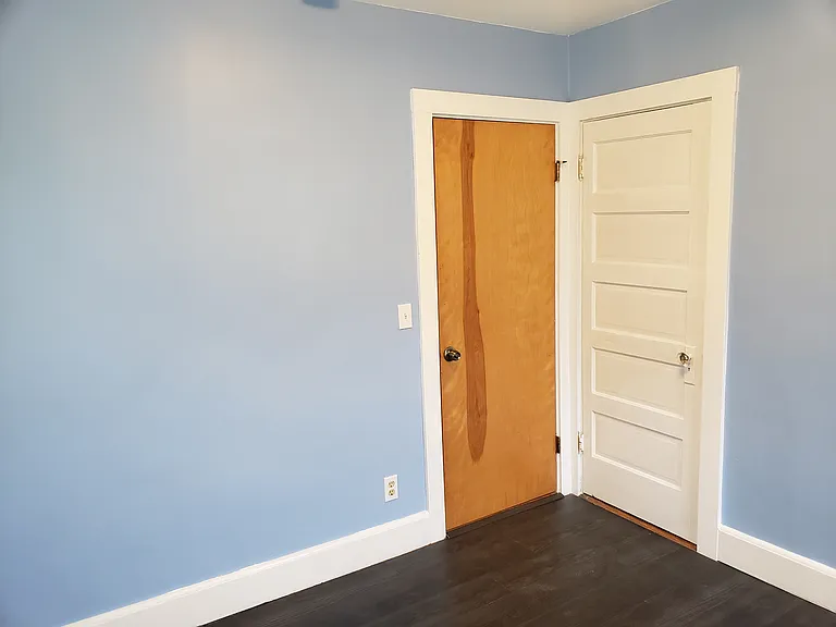 1144 Plymouth Ave #1 — Photo 9