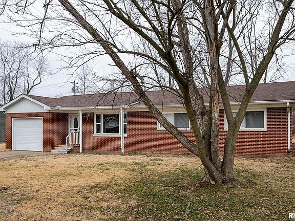 3rd image of 1500 E Gary Dr