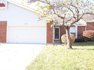 1565 Lienemann Dr, Saint Peters, MO